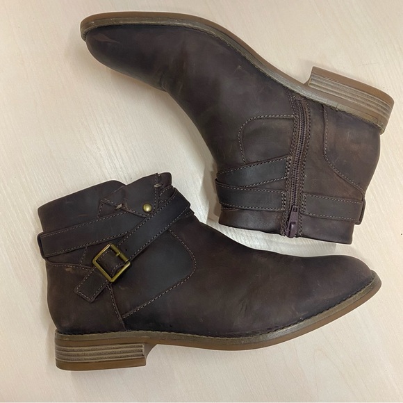 Clarks Women's Camzin Dime Ankle Boot - Picture 1 of 5